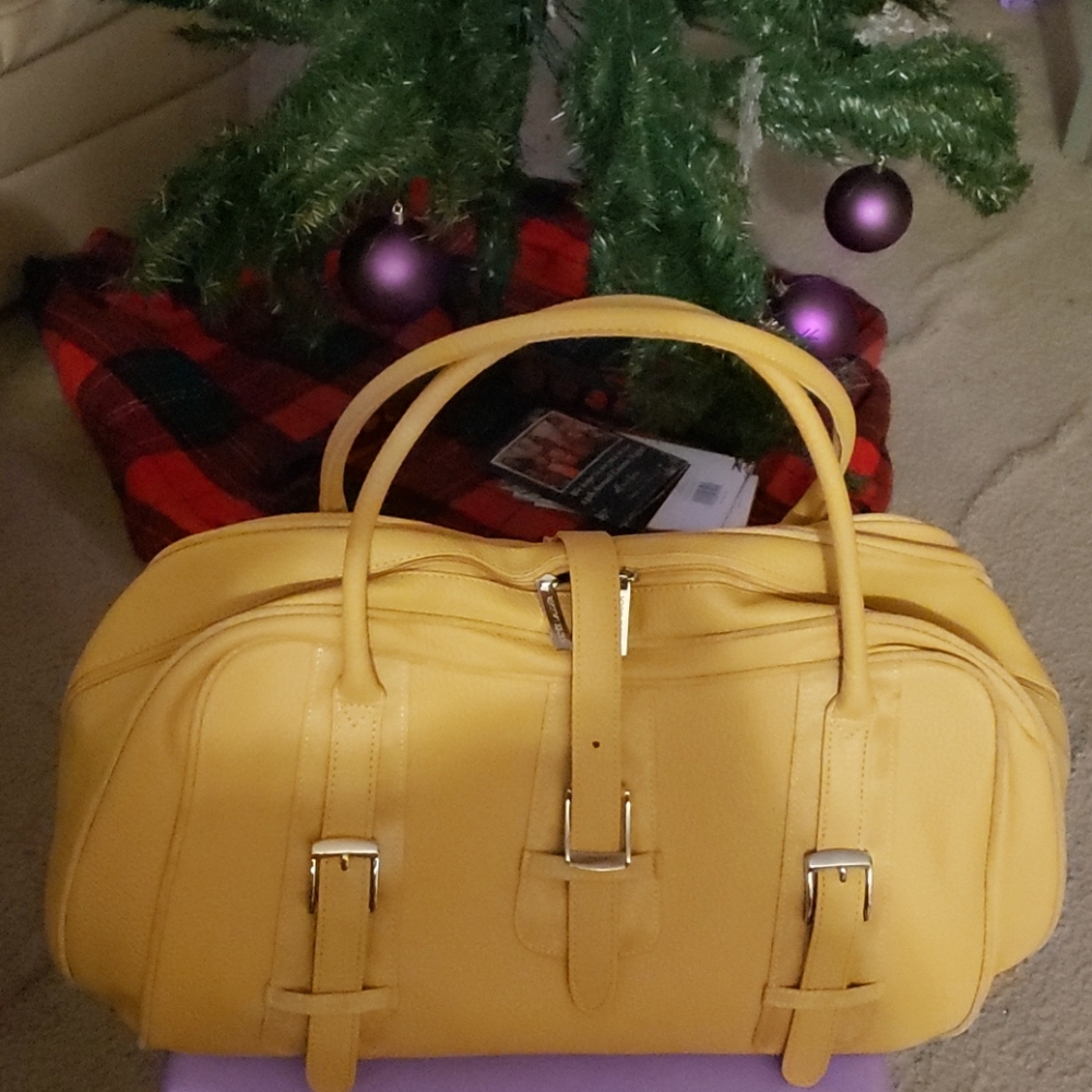 Estee Lauder extra large weekender bag